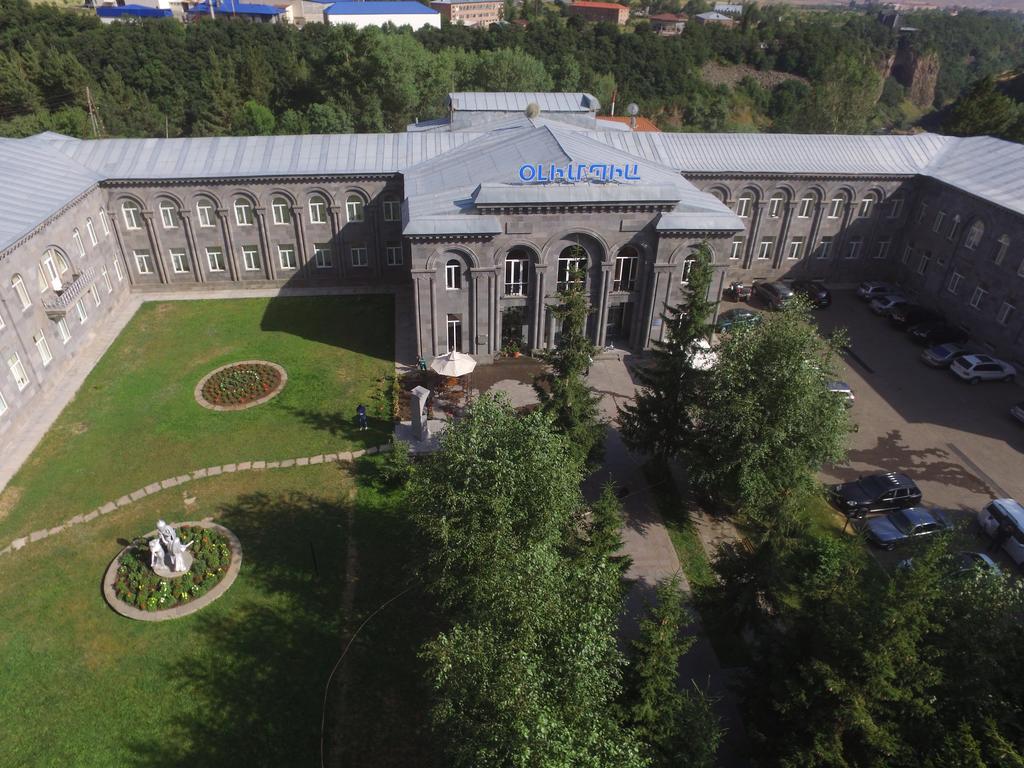 מלון Jermuk Olympia Sanatorium מראה חיצוני תמונה
